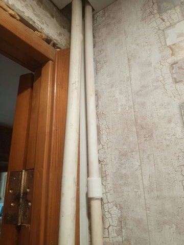 Замена стояка полотенцесушителя в доме № 37 по улице Заря Революции