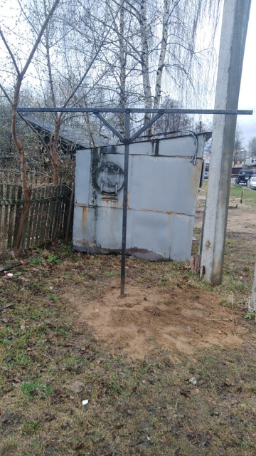 Изготовление и установка вешалов по адресам ул. Октябрьской революции, д. 83 А и 83 Б