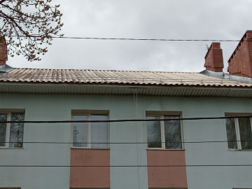 Установка снегозадержателей в МКД по адресу ул. Октябрьской революции, д. 83а