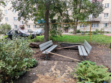 Установка лавочек - ул. Социализма, д. 30